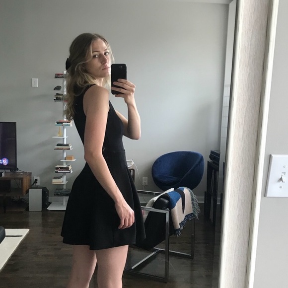 VINTAGE SPRINGFIELD (Europe) Black mini dress - Picture 2 of 3